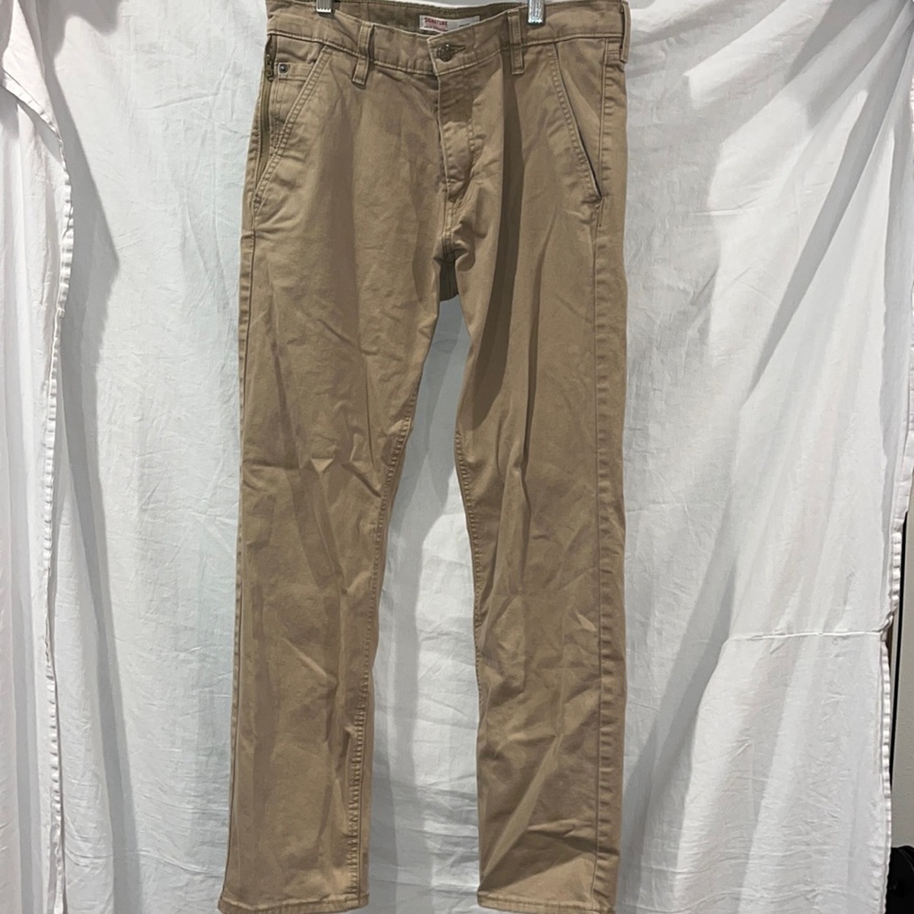 Signature Levi Strauss, men’s khaki pants.